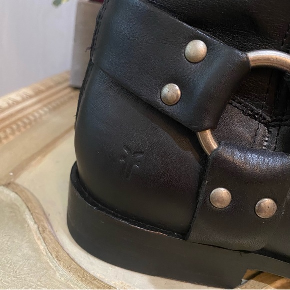 Frye Phillip Tall Black Leather Boots Back Zip Moto Equestrian Harness Sz 9.5 - Picture 12 of 16